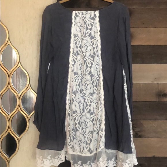 Entro Blue-Gray Tunic with Cream Lace Detail - Med - Picture 5 of 5